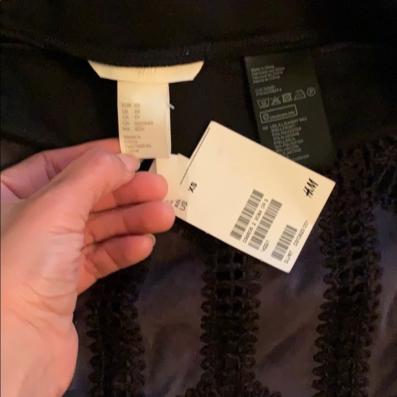 NWT H&M Knit Skirt - Picture 3 of 6